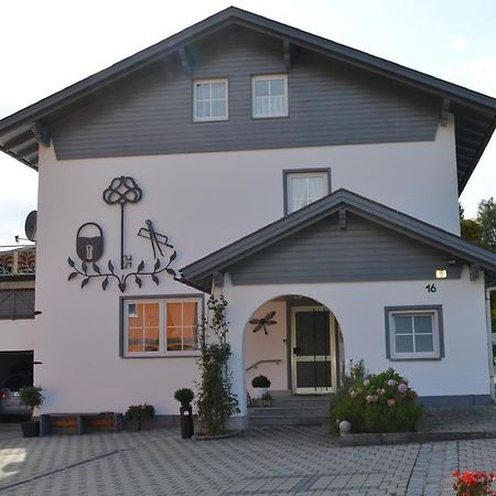 Erlebnispension Zum Wanderer Sepp Arnbruck Exterior photo
